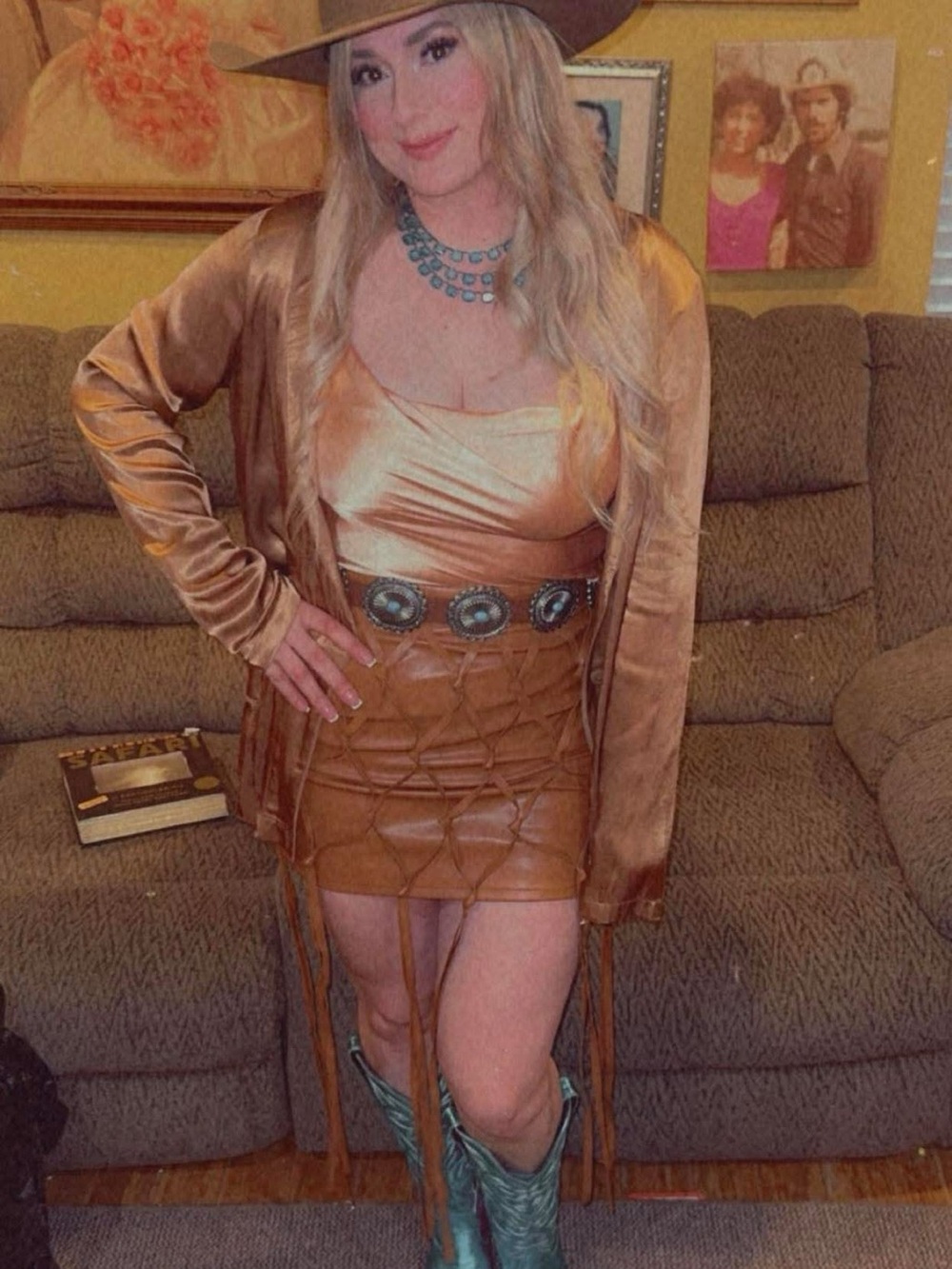 Brown Mica’s skirt with fringe